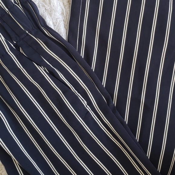 Dynamite Striped Wide Leg Pants - Picture 8 of 11